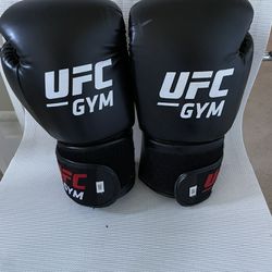 Boxing Gloves UFC 14oz. Thumbnail