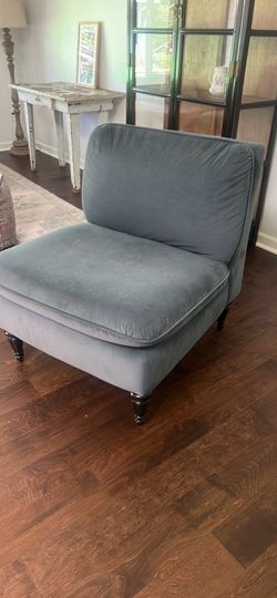 Shabby Chic Blue Accent Chair Excellent Condition