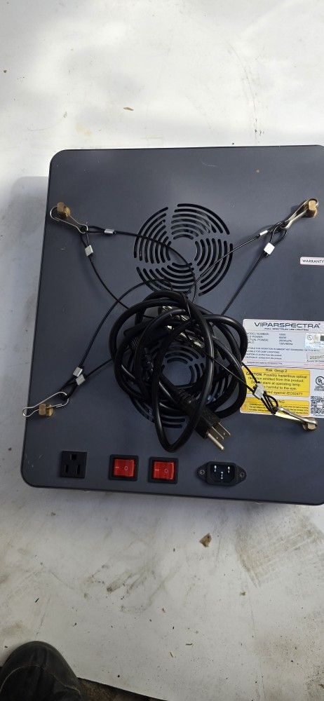 VIPARSPECTRA Reflector Series 600W (V600) LED Grow Light