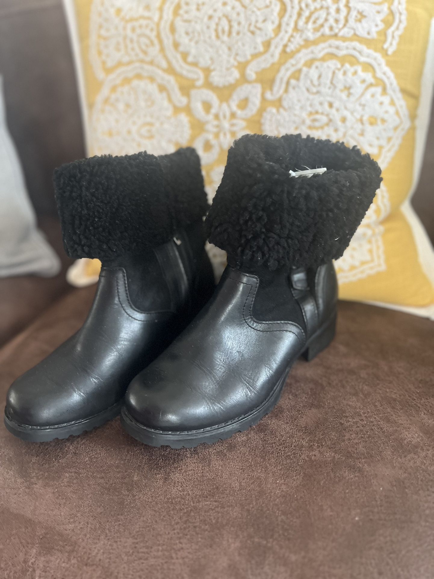 UGGs boots. make offer