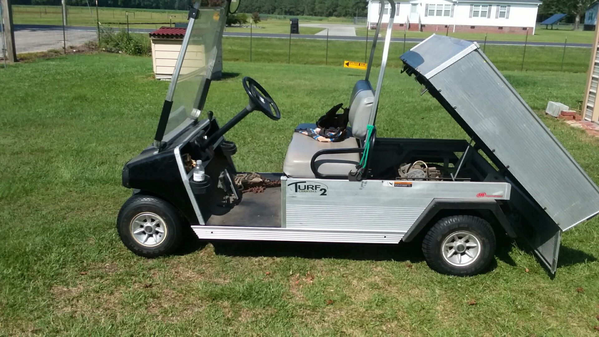 Club car,turf 2 carryall ,2007,1530 hrs for Sale in Saint Pauls, NC