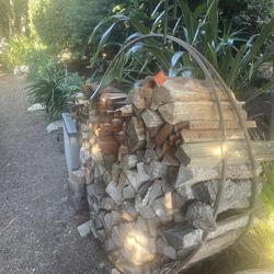 Firewood rack