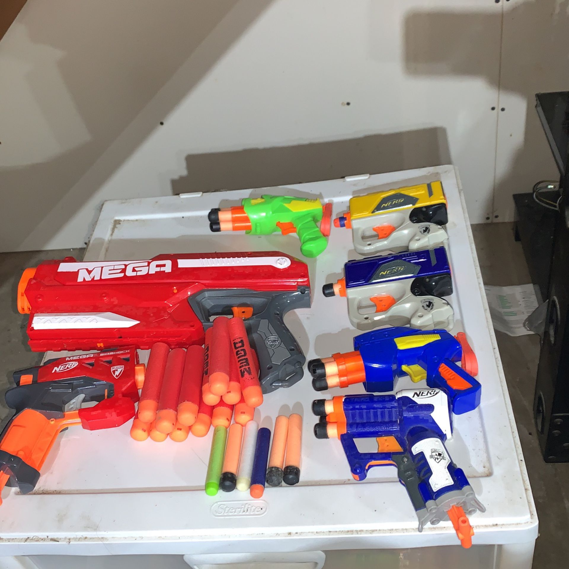 Nerf Guns And Bullets All Togeather