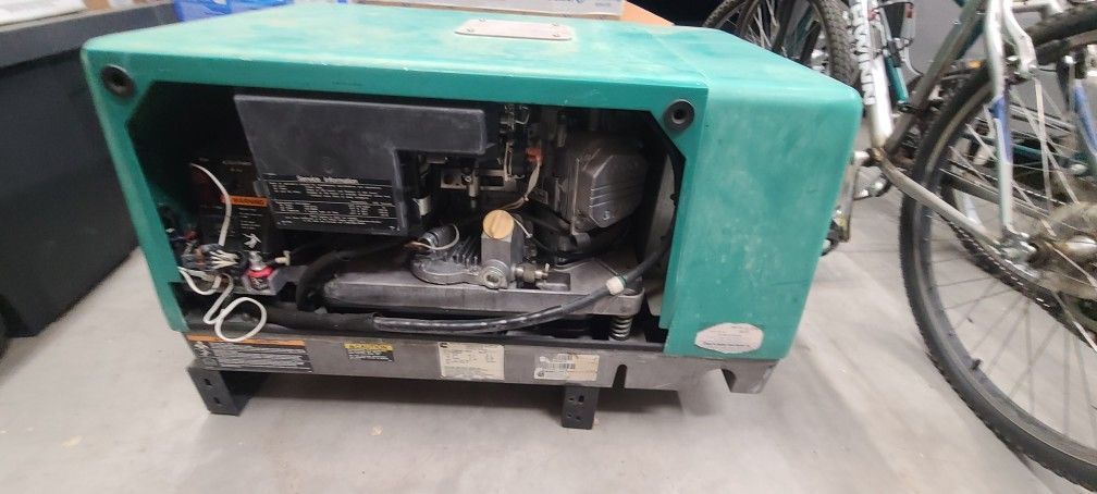 Onan 5500 Generator