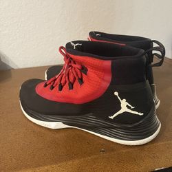 Jordan Ultra Fly 2 Black White Gym Red