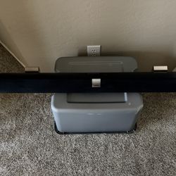 Vizio Soundbar(w/ Wall Mounts)