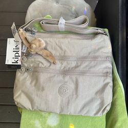 Kipling Women's Alvar Crossbody Bag, Super Light, Durable Messenger Bag, Shoulder Bag