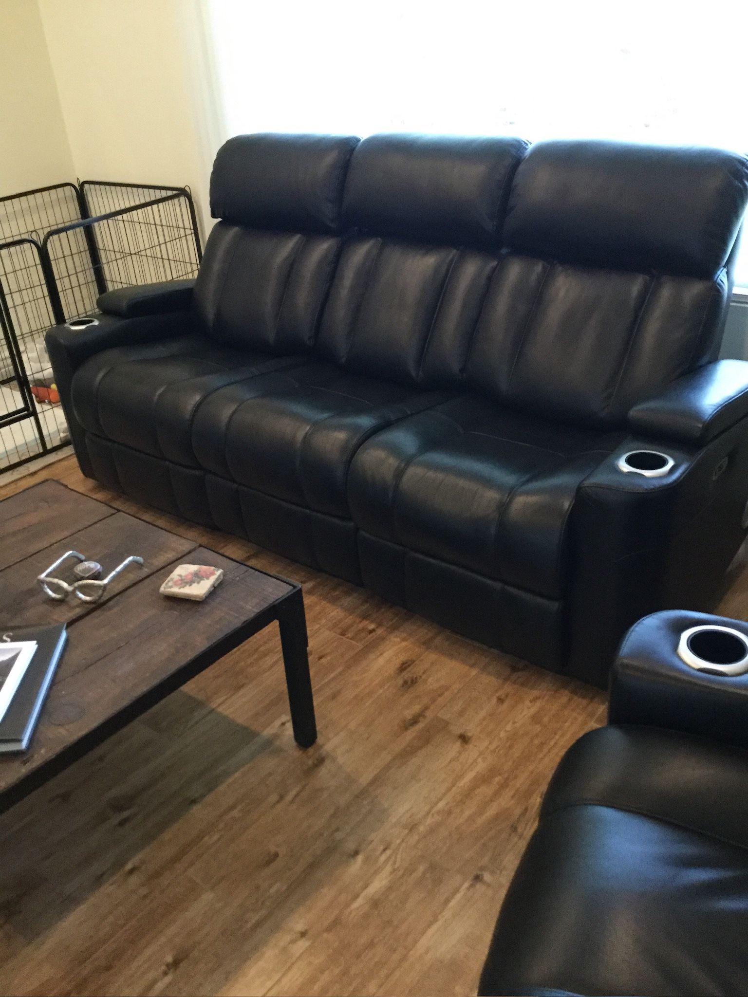 Leather electric sofa. Both ends recline.