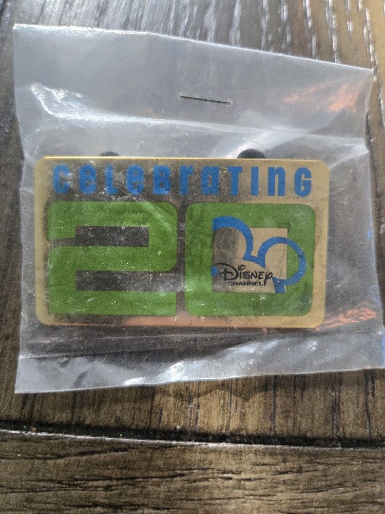 Disney Channel 20 Year Anniversary Pin Limited Edition