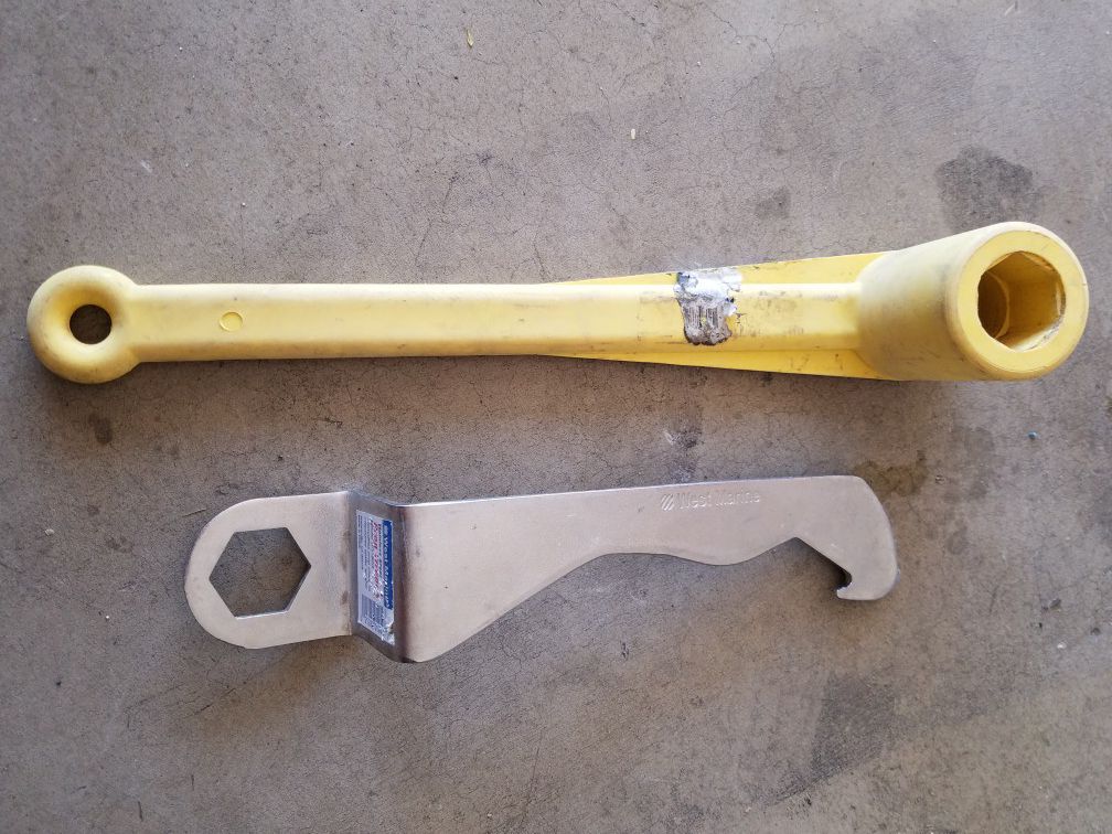 Boat prop wrench used on Mercruiser Bayliner