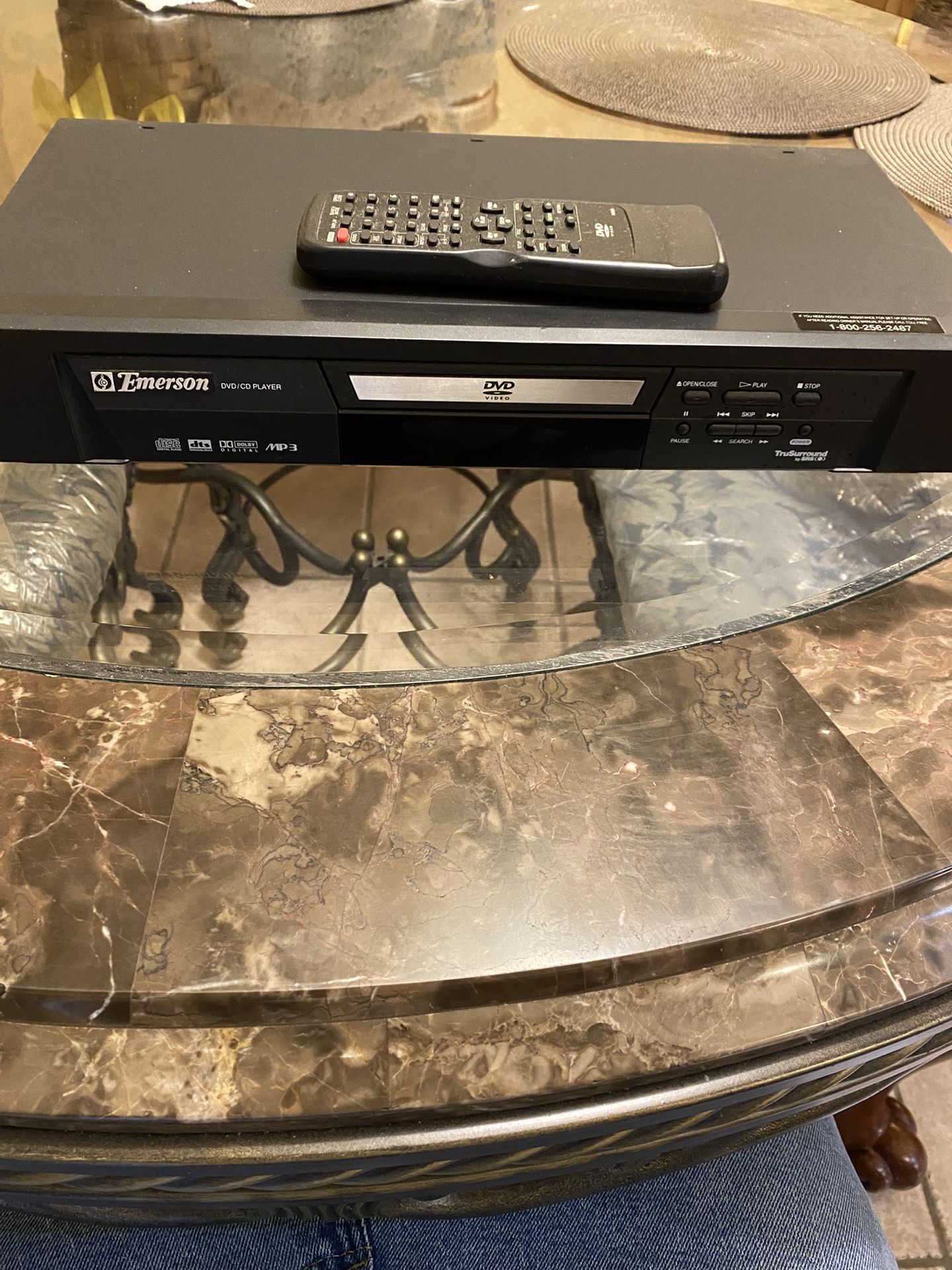 Emerson-DVD/CD player