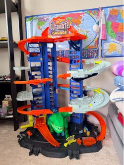 Hot Wheels City Robo T-Rex Ultimate Garage Multi-Leve