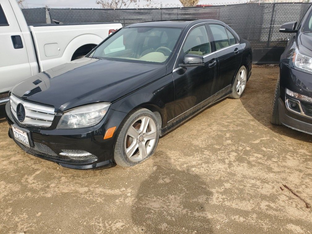 Mercedes de C 3002011 para parte