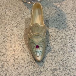 Antique Shoe 