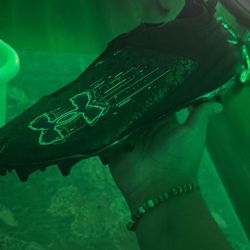 Football Cleats Good Condition And Still Clean Laces I Lost Them I Need 90 Cash Tomorrow 