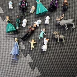 Mini Frozen Characters 