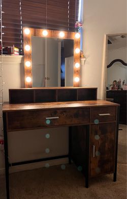 Brown vanity