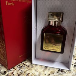MAISON FRANCIS KURKDJIAN Baccarat Rouge 540 Extrait de parfum 