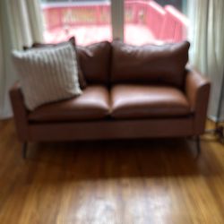 Mini Couch 