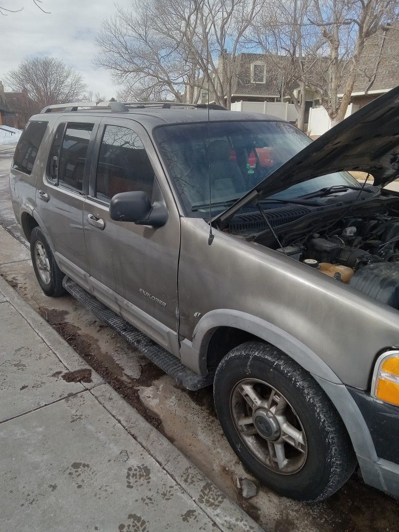 2002 Ford Explorer