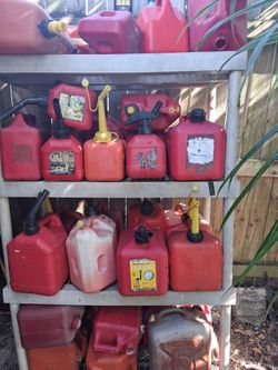 Gas Can 2.5 Gals 5.00. 5gals 20 .6 Gals 25.00 