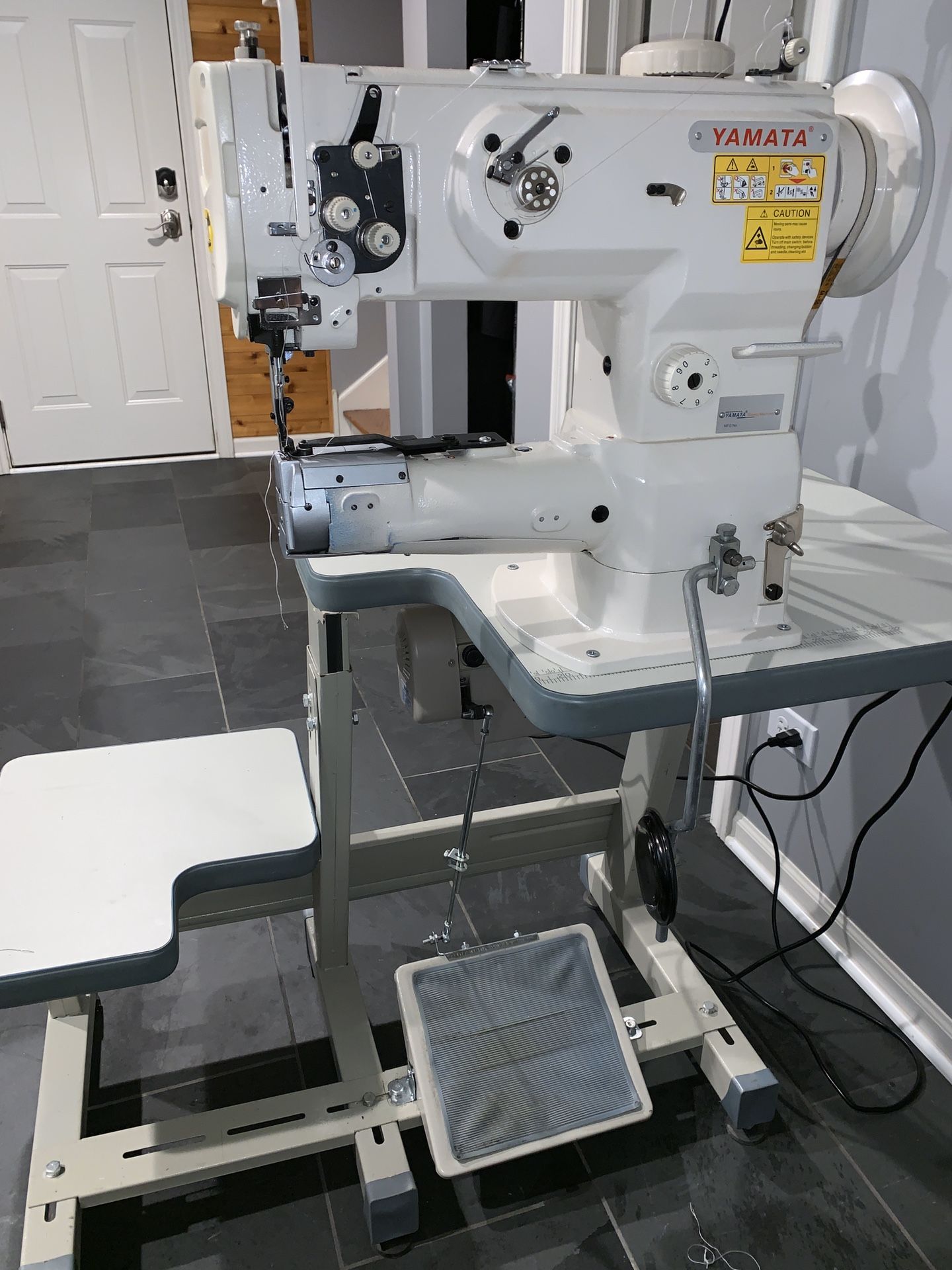 Yamata 1341 cylinder arm sewing machine