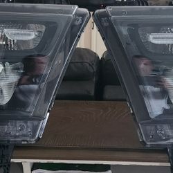 2019-2022 Ram 1500 Headlight Night Edition