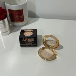Charlotte Tilbury  Mini Airbrush Flawless Finish Setting Powder🤍