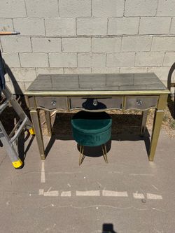 Vanity/desk