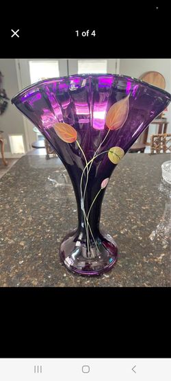 FENTON Hand Painted H Cronin Amethyst Glass Fan Shape LEAVES 13"h Vase LE 120/250