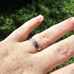 Women's Diamond Ring 