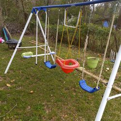 Children   Play Swing