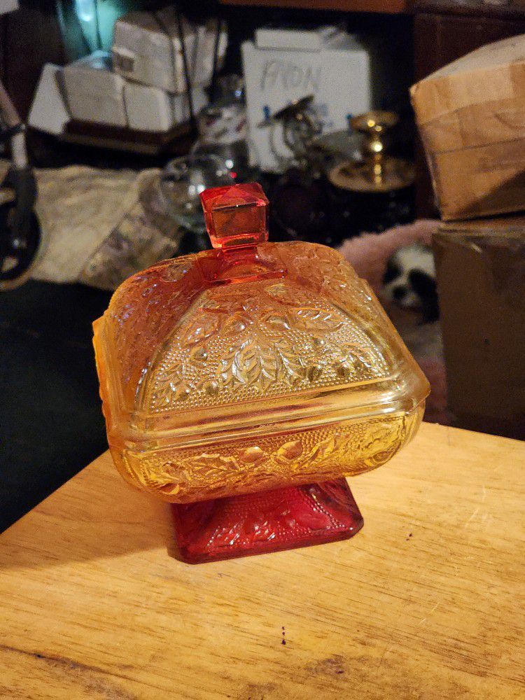Rare Find Vintage Indiana Glass Amberina Candy dish with lid Excellent condition Pick up only.