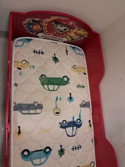 Free Paw Patrol Toddler bed with mattress