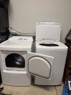 Washer and dryer set