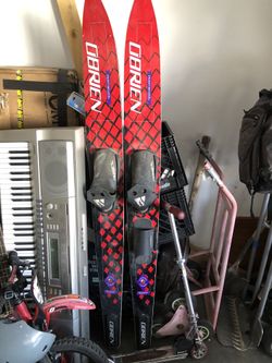 Obrien water skis good condition 90.00
