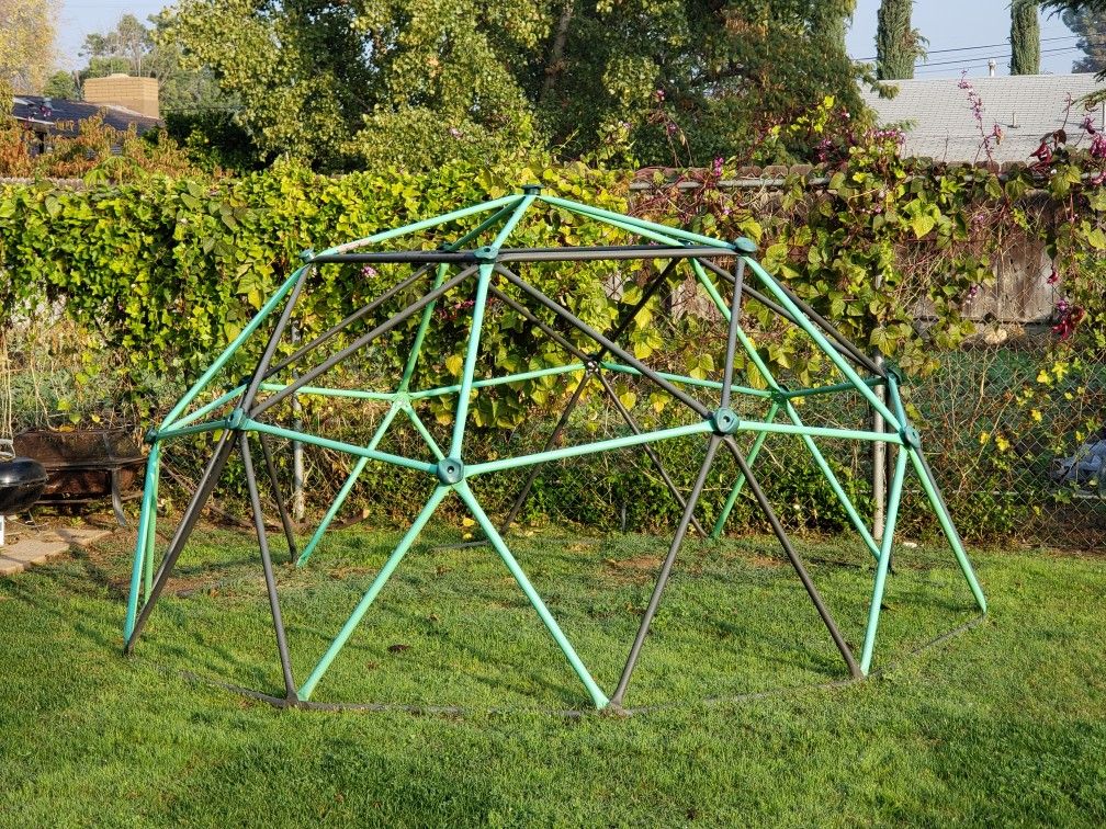 CLIMBING DOME Playground Set 