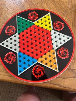 Vintage Chinese Checkers tin