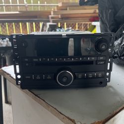 2009-2010 CHEVROLET COBALT AM FM CD PLAYER RADIO RECEIVER 