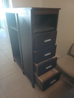 Dresser shelf cabinet FREE