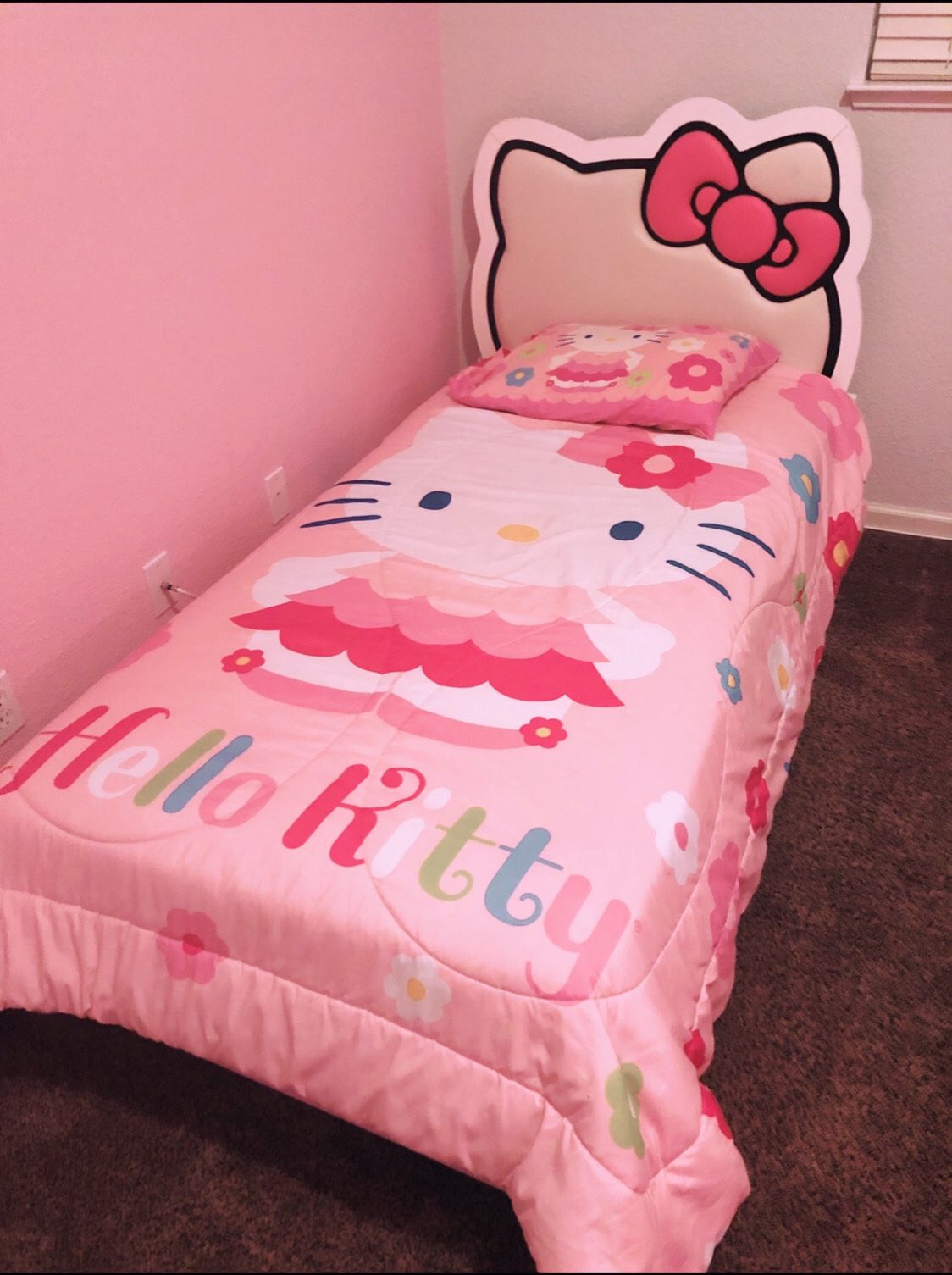 Hello kitty headboard discount