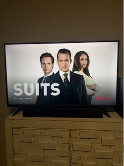40” Vizio Smart TV – Excellent Condition