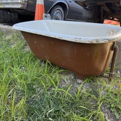 Cast Iron Tub 