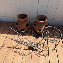 Garden strawberry pots planters stand