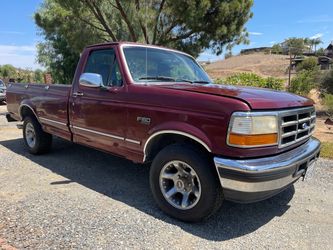 1996 Ford F150, XLT, long bed, low miles! Dual gas tank. Bedliner.