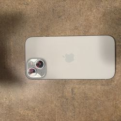 iPhone 15