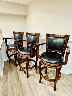 3 Piece Leather Barstool Set