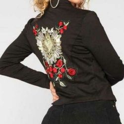 NWT Black Embroidered Heart & Rose Zip Up Jacket M