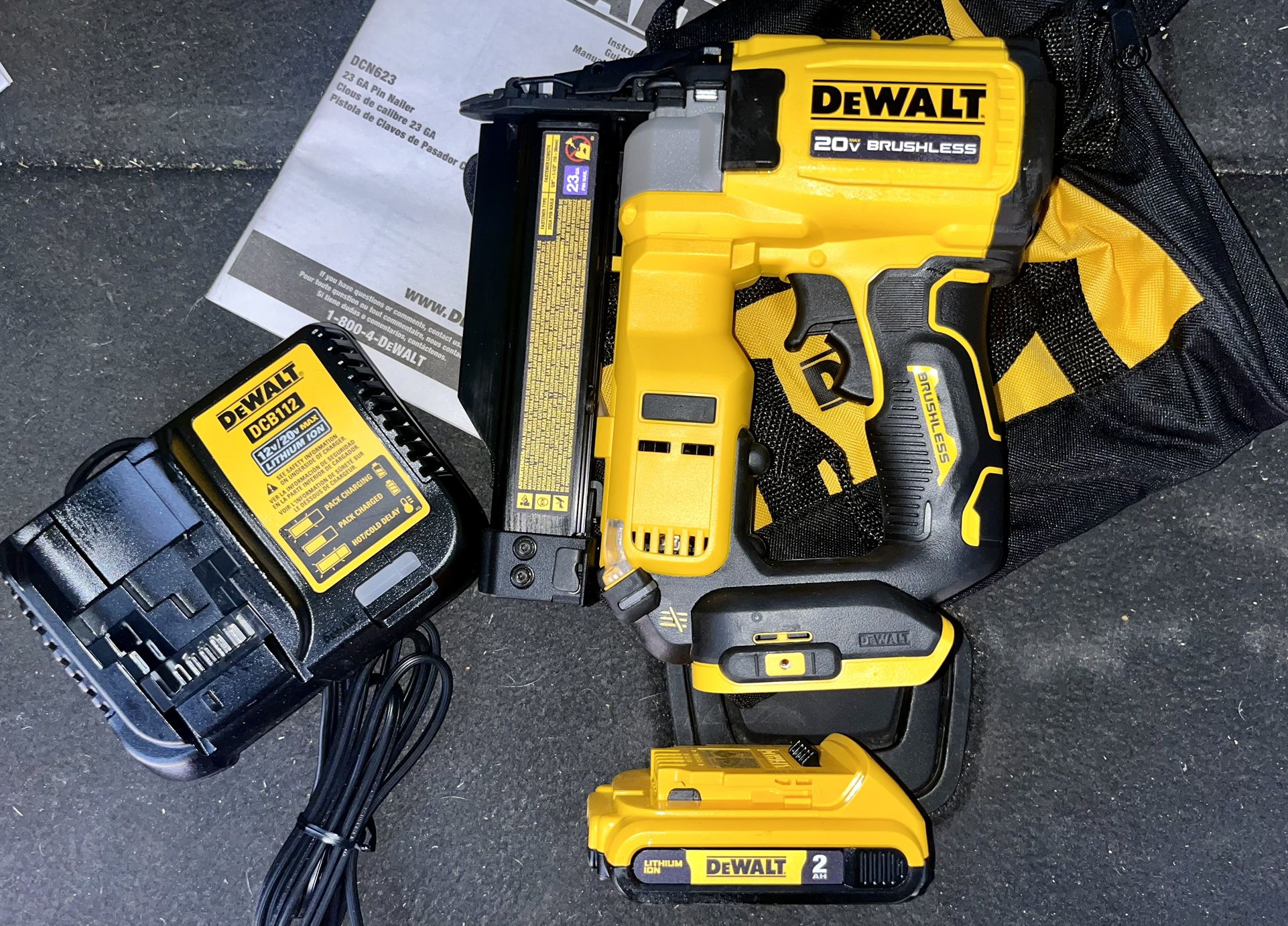 DEWALT ATOMIC 20V MAX Lithium Ion Cordless 23 Gauge Pin Nailer Kit with 2.0Ah Battery and Charger