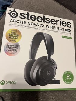 SteelSeries Arctis Nova 7 Wireless Gaming Headset for Xbox Series X: PS5 Compatible, Noise Canceling